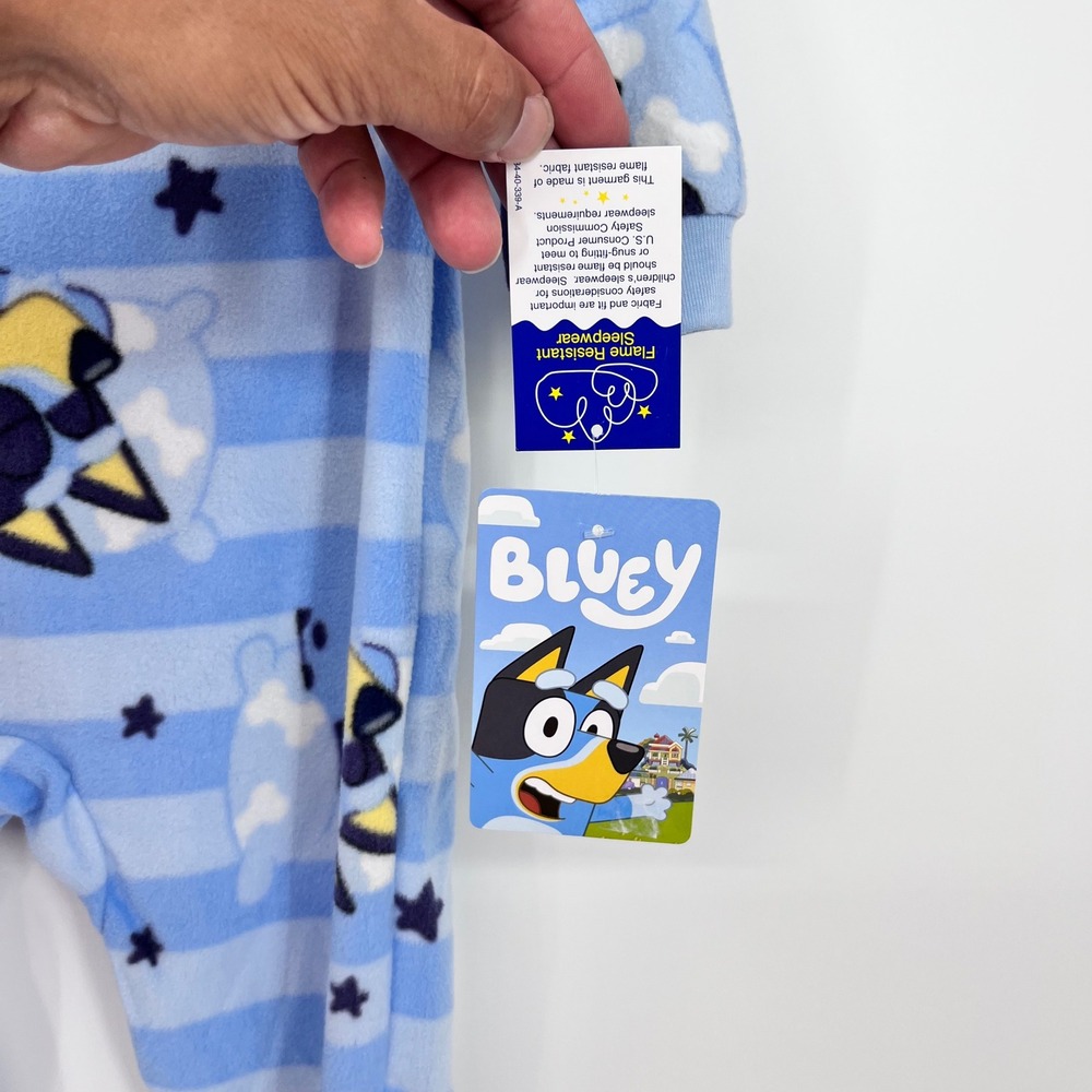 Bluey Footed Pajamas Kids 18M Blue Striped Fleece Zip Up Sleeper NEW - Picture 4 of 9